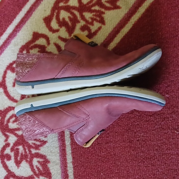 Womens Merrell Duskair Moc Andorra Red color size 7 - Picture 2 of 7